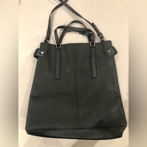 CALVIN KLEIN | BLACK PURSE - Picture 3 of 8